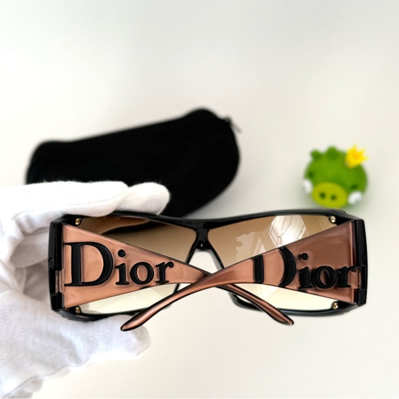 Christian Dior Overshine 2 Sunglasses - Picture 2 of 7